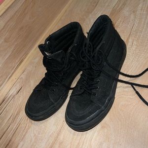 Vans All Black high-tops • US Women’s size 7.5/US Men’s size 6
